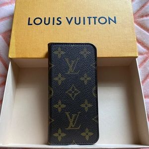 Louis Vuitton iPhone 10 monogram folio case